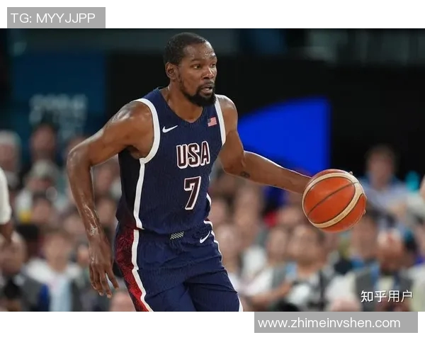 美国篮球明星的日常生活揭秘从晨练到赛场的精彩瞬间